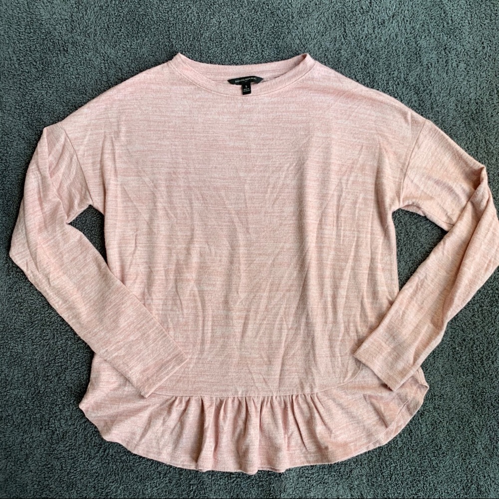 Banana Republic pink sweater top